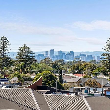 Glenelg Oasis, Pool, Gym, Spa & Sauna, Free Parking, City Views Apartment Exterior photo